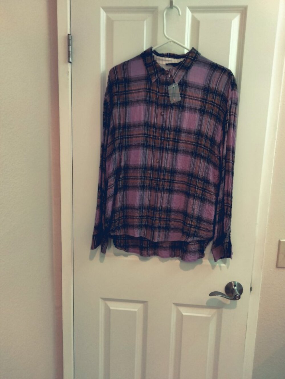 Button down shirt - soft violet/pink colors throughout - never worn Size M